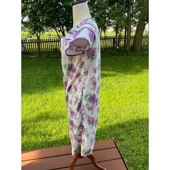 Vintage Models Coat Womens Floral Nightgown Dress M Lilac Print Snap Front MuMu - Picture 6 of 8